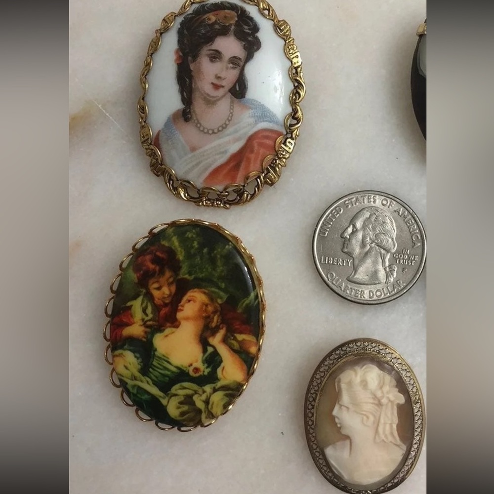 Vintage Cameo Brooch Pendant Lot
